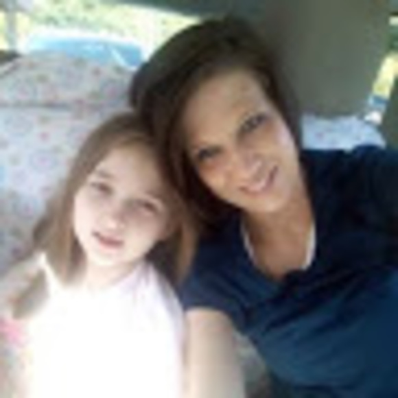 Meet your Posher, Rachel - Picture 1 of 1